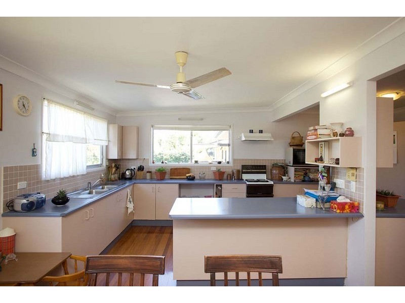 28 Menkira Street, Mansfield QLD 4122