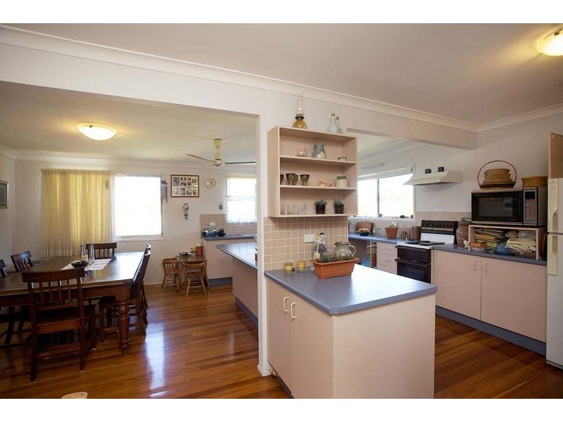 28 Menkira Street, Mansfield QLD 4122