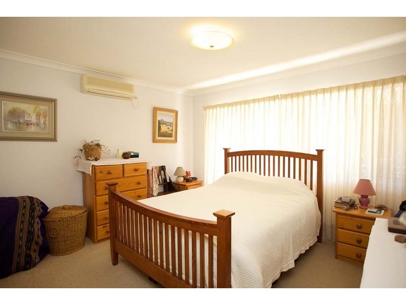 28 Menkira Street, Mansfield QLD 4122