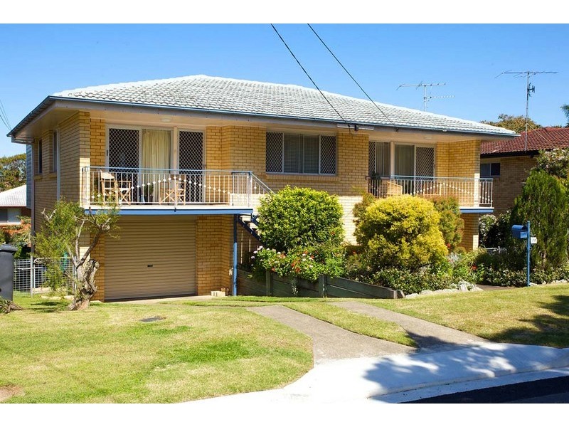 28 Menkira Street, Mansfield QLD 4122