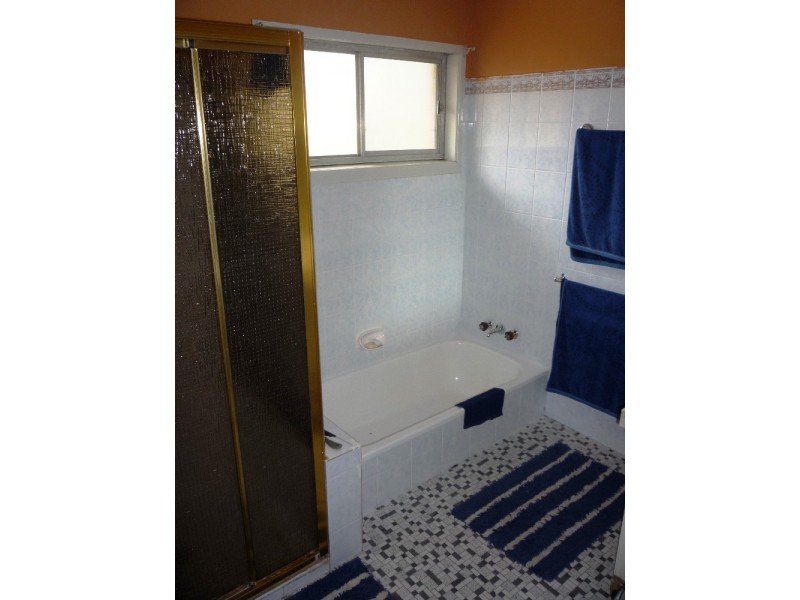 857 Cavendish Road, Mount Gravatt East QLD 4122