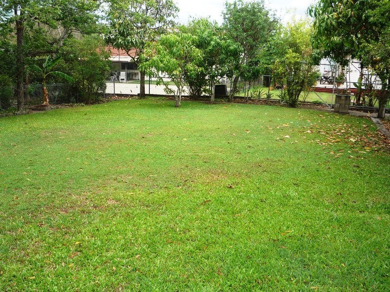 857 Cavendish Road, Mount Gravatt East QLD 4122