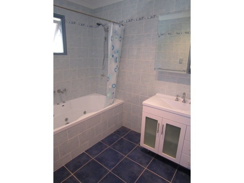 80 Valentia Street, Mansfield QLD 4122