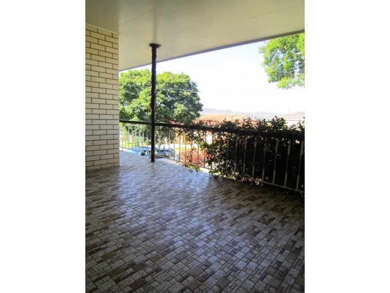 6 Trident Street, Mansfield QLD 4122