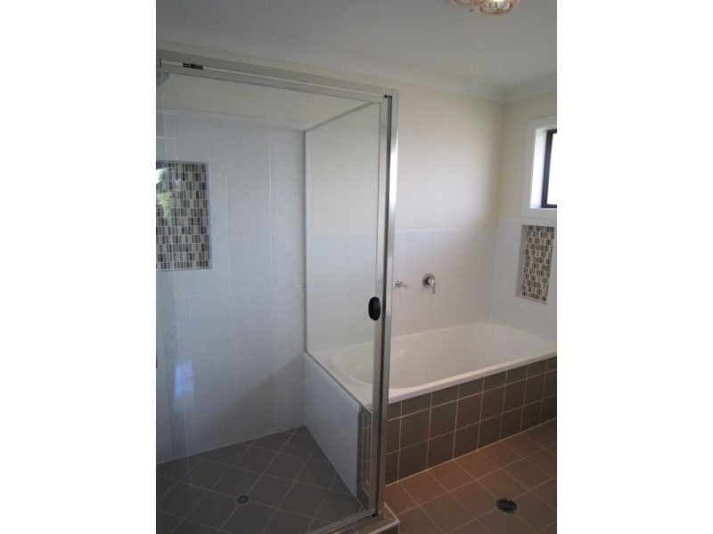 6 Trident Street, Mansfield QLD 4122