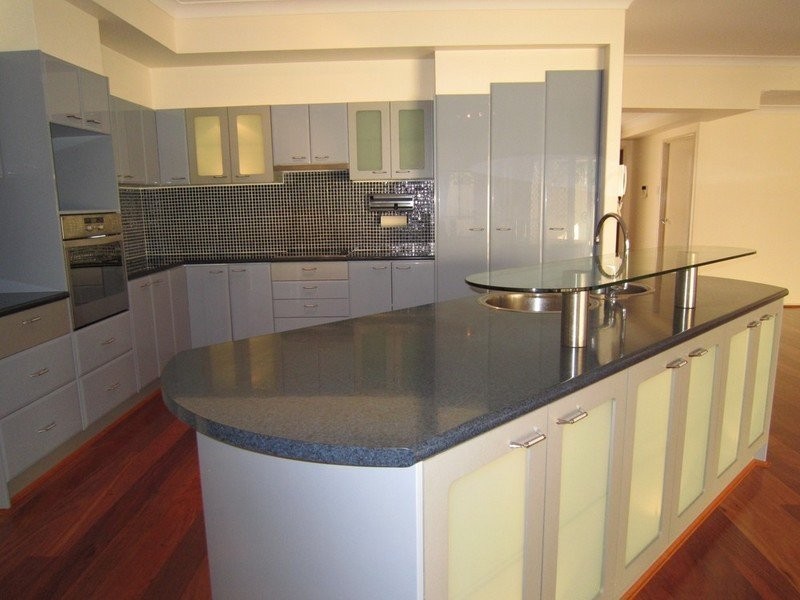 3 Mozart Place, Mackenzie QLD 4156