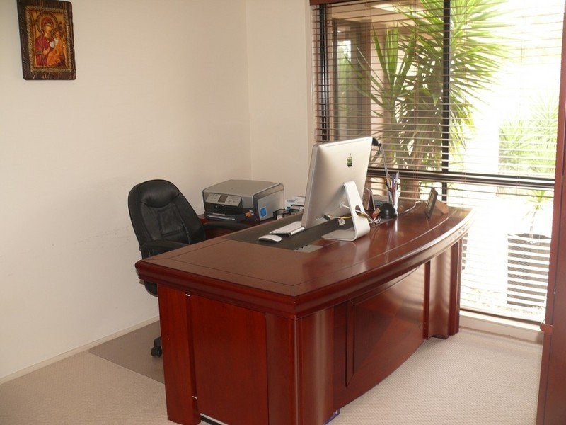 3 Mozart Place, Mackenzie QLD 4156