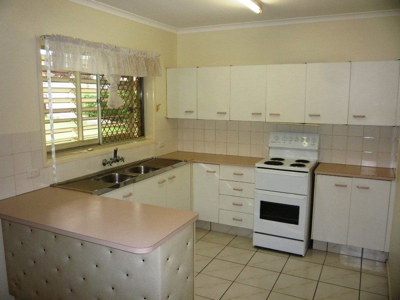 23 Dunstable Street, Macgregor QLD 4109