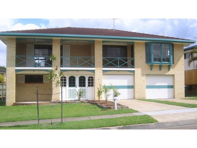 15 Martense Street, Wishart QLD 4122