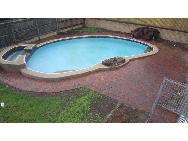 15 Martense Street, Wishart QLD 4122