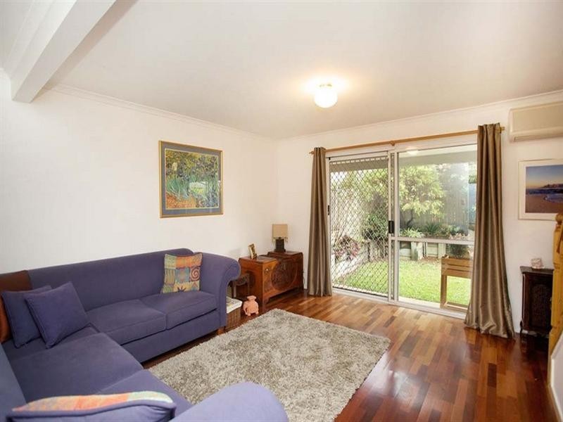 3/10 Rowe Close, Wishart QLD 4122