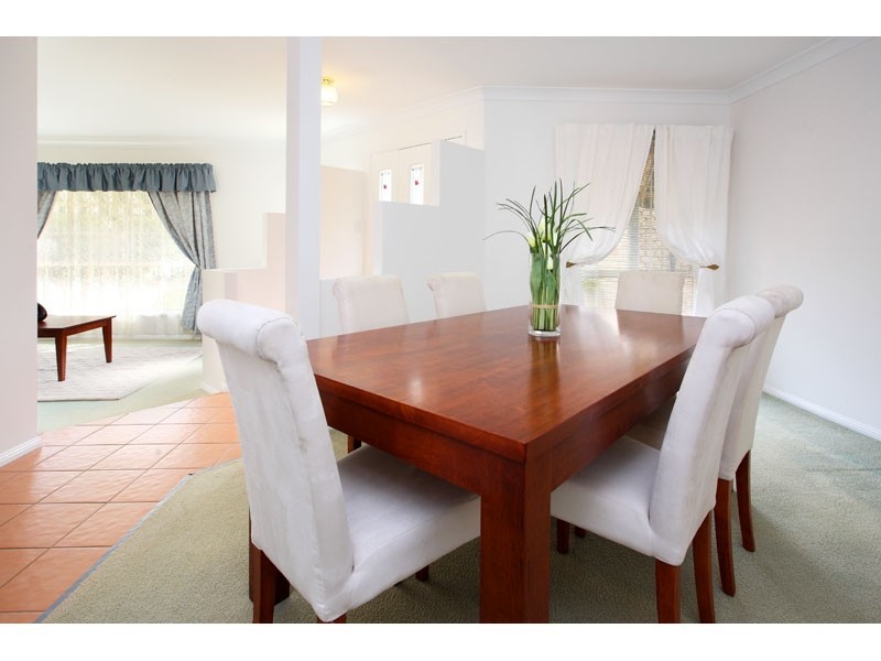 16 Ingluna, Eight Mile Plains QLD 4113