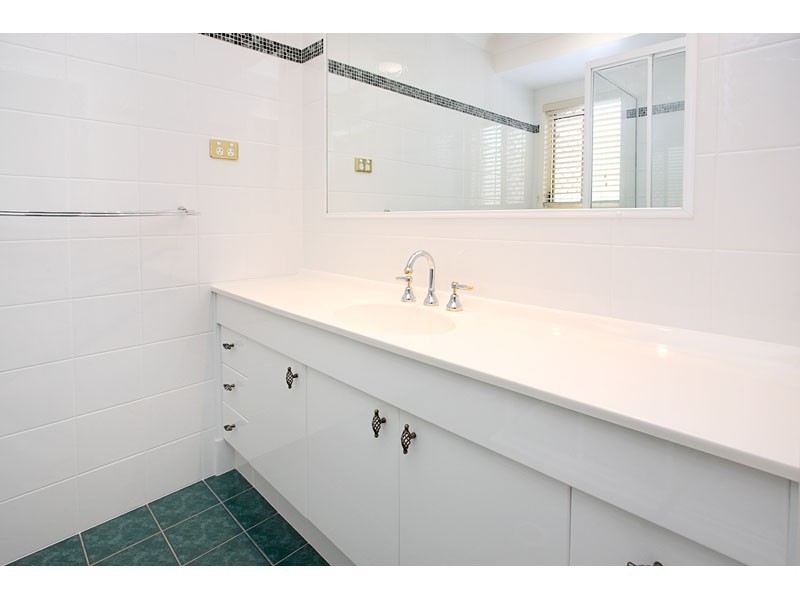 16 Ingluna, Eight Mile Plains QLD 4113