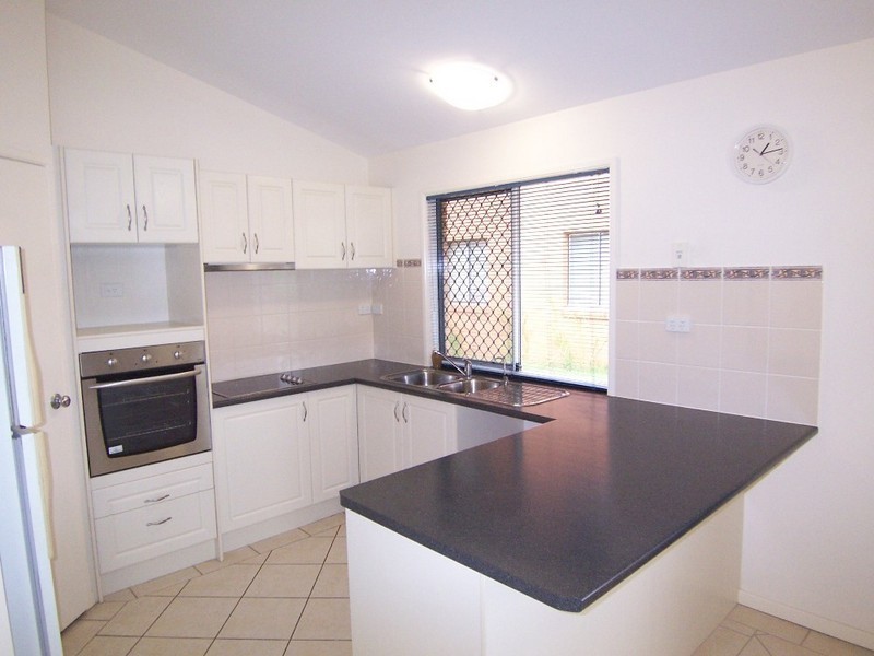 34 Bolton Street, Eight Mile Plains QLD 4113