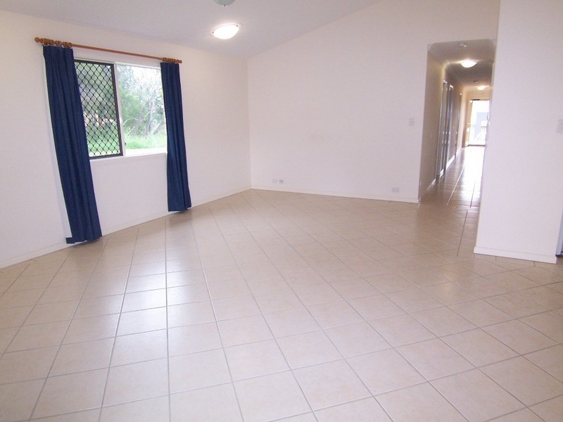 34 Bolton Street, Eight Mile Plains QLD 4113