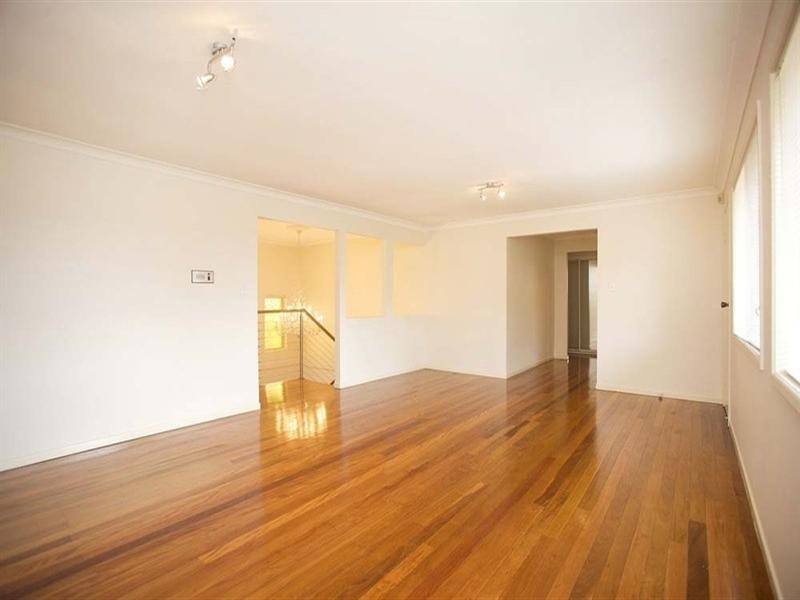 324 Ham Road, Wishart QLD 4122