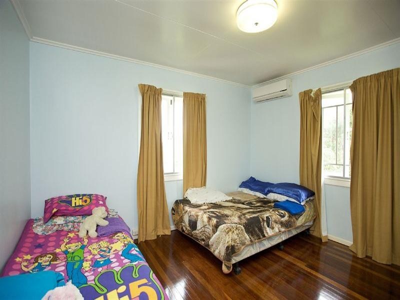 14 Atrina Street, Mansfield QLD 4122