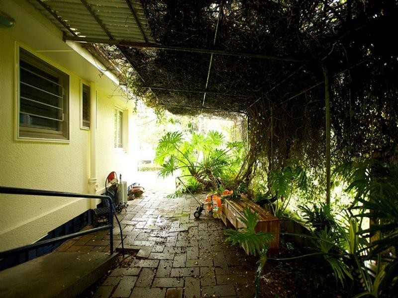 14 Atrina Street, Mansfield QLD 4122