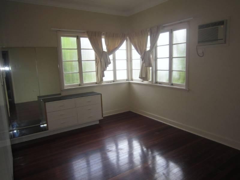 22 Hicks Street, Mount Gravatt East QLD 4122