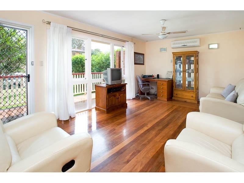 7 Glasford Street, Wishart QLD 4122