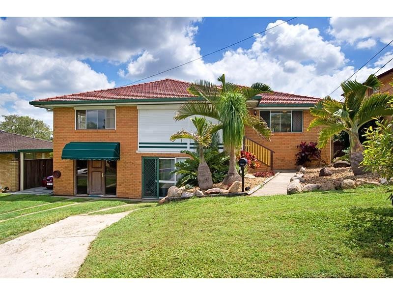 17 Coolmunda Street, Mansfield QLD 4122