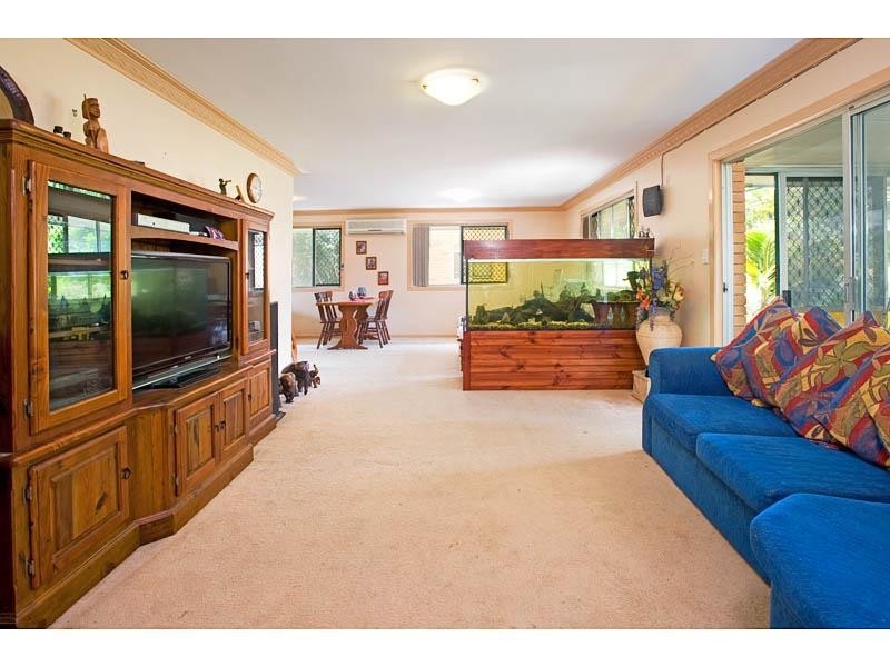 17 Coolmunda Street, Mansfield QLD 4122