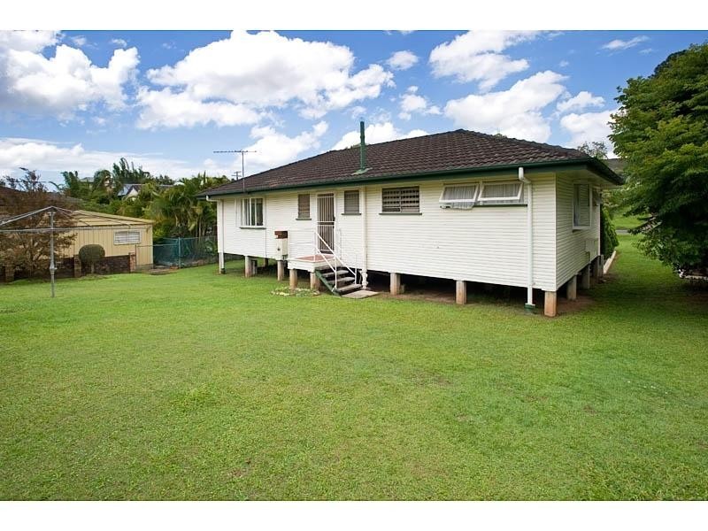 3 Ancilla Street, Mansfield QLD 4122