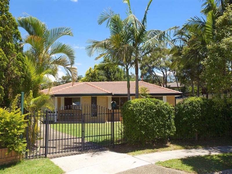 6 Mallett Close, Wishart QLD 4122