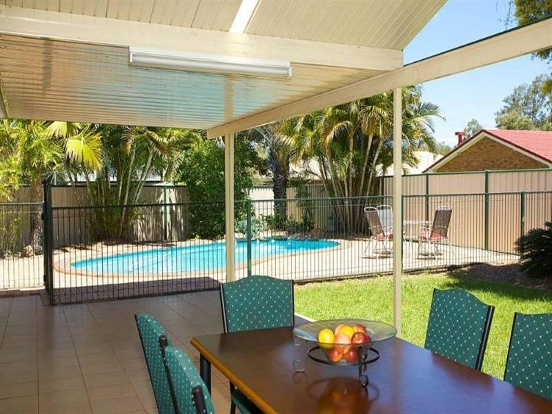 6 Mallett Close, Wishart QLD 4122