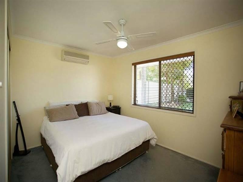 6 Mallett Close, Wishart QLD 4122