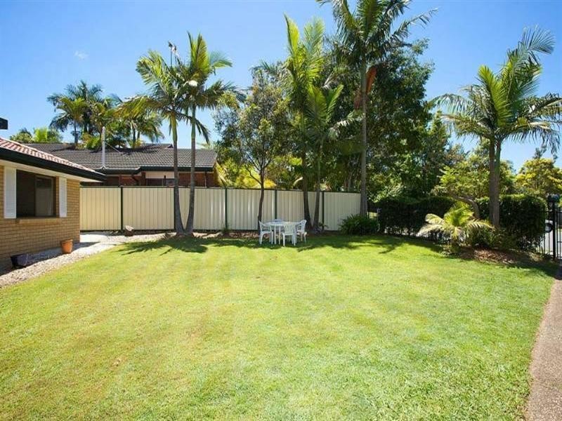 6 Mallett Close, Wishart QLD 4122