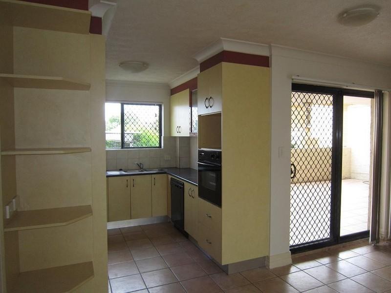 2/11 Howsan Street, Mount Gravatt East QLD 4122