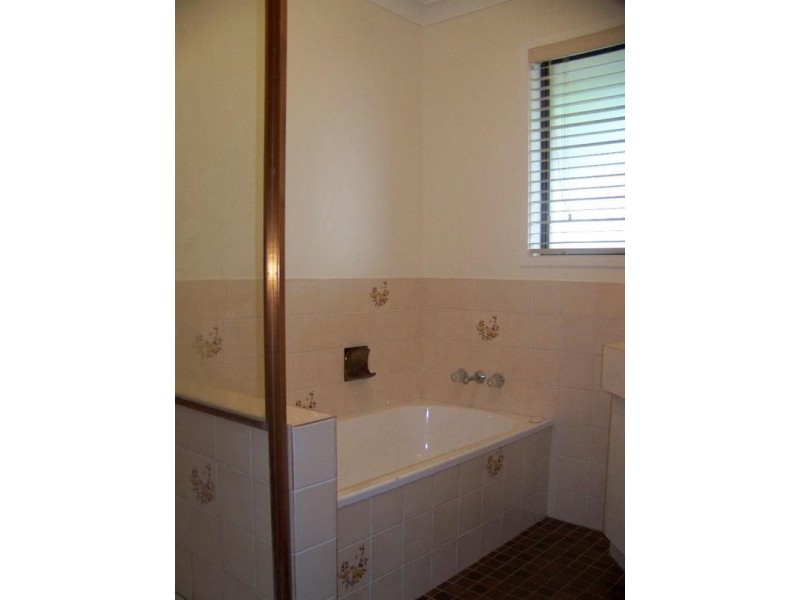 33 Everett Street, Upper Mount Gravatt QLD 4122