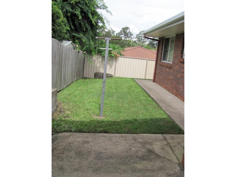 2 Malinya Place, Wishart QLD 4122