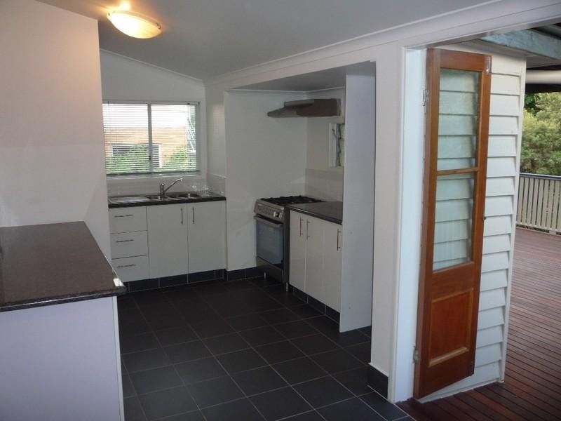 59 Victor Street, Holland Park QLD 4121