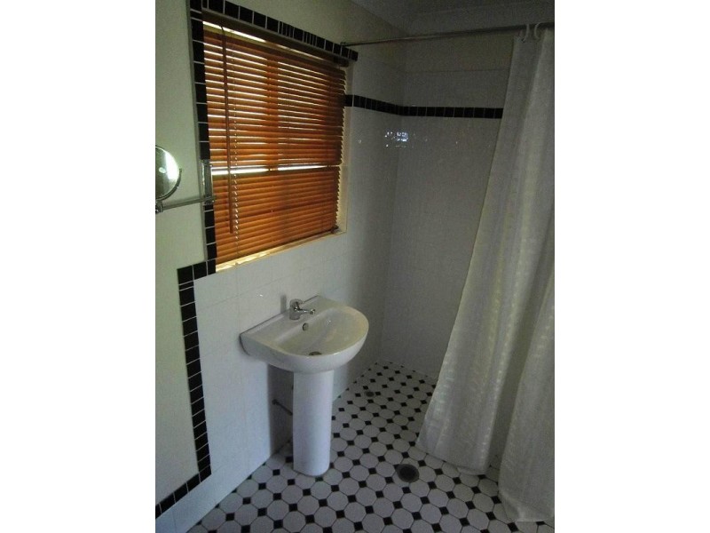 54 Eastwood Drive, Mansfield QLD 4122