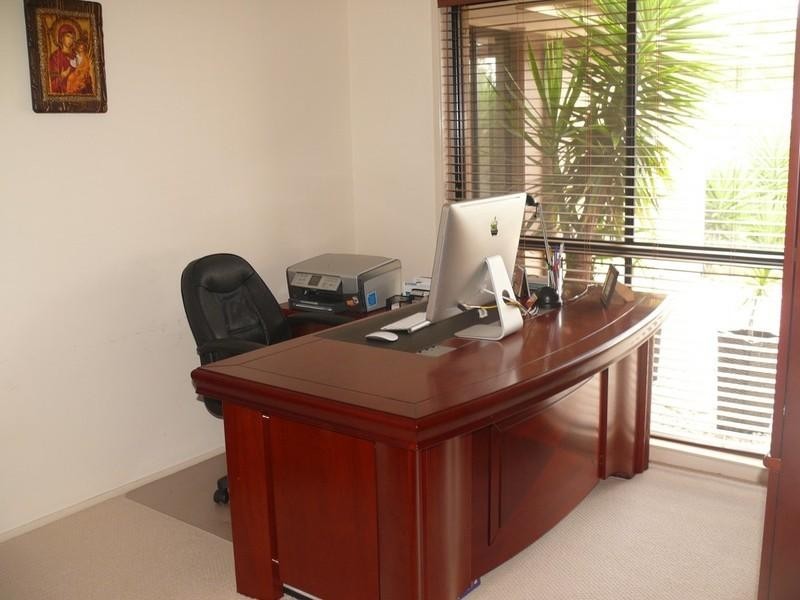 3 Mozart Place, Mackenzie QLD 4156