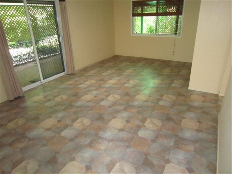 19 Springfield Street, Macgregor QLD 4109