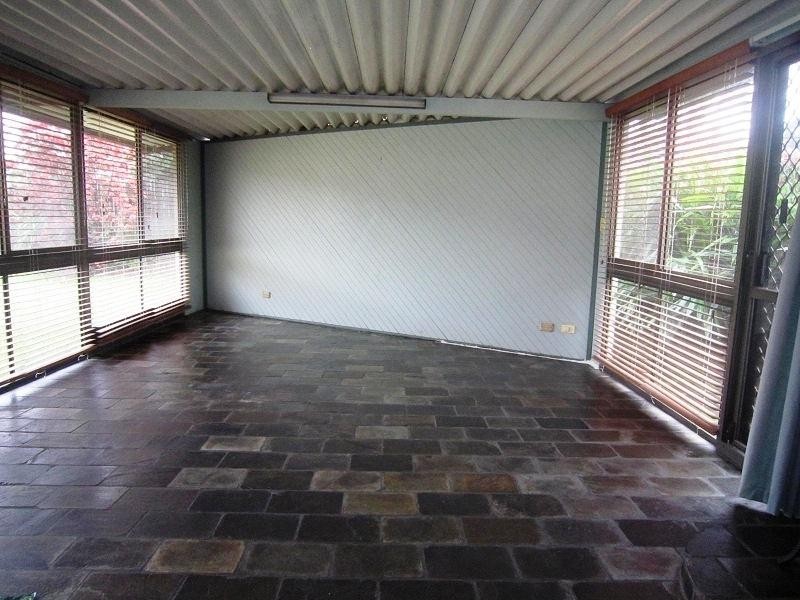 3 Sheraton Street, Macgregor QLD 4109