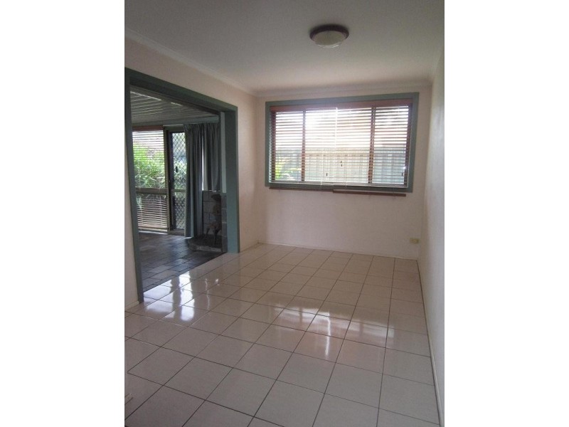 3 Sheraton Street, Macgregor QLD 4109