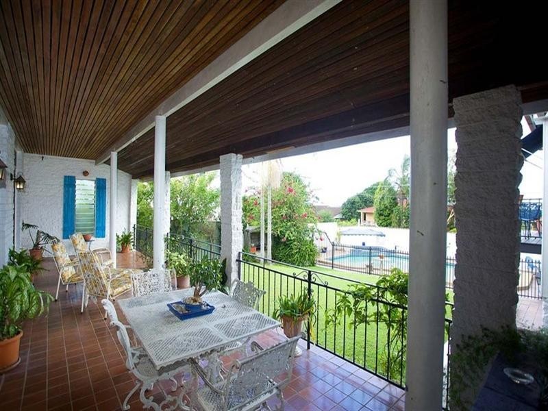 34 Le Grand Street, Macgregor QLD 4109