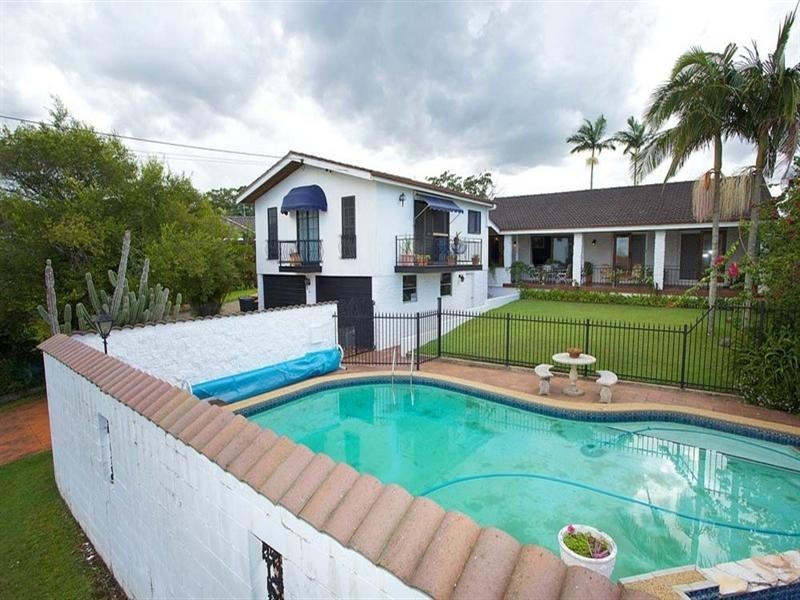 34 Le Grand Street, Macgregor QLD 4109