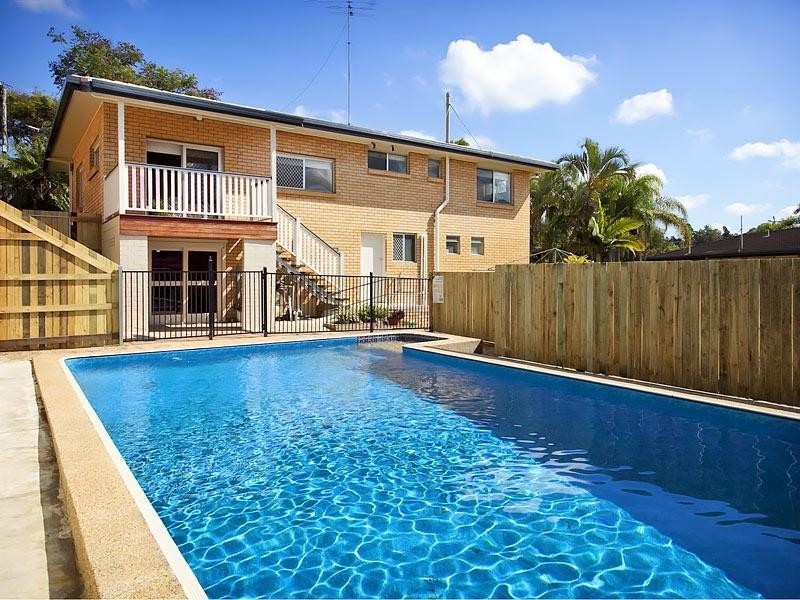 4 Geneva Street, Wishart QLD 4122