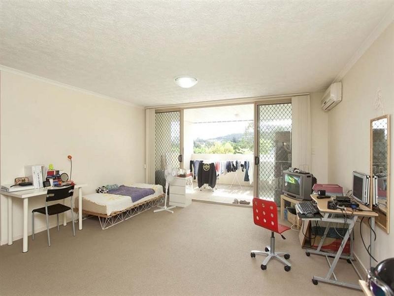 9/8 Mascar Street, Upper Mount Gravatt QLD 4122