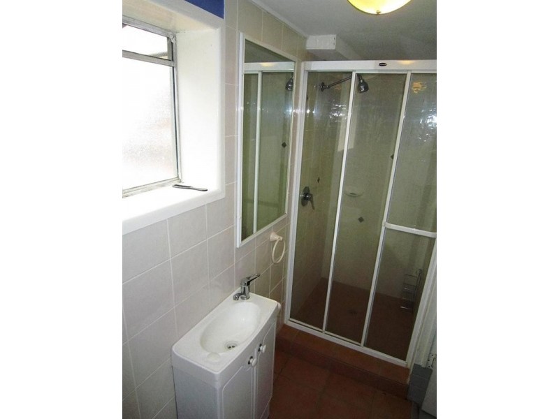 5 Valentia Street, Mansfield QLD 4122