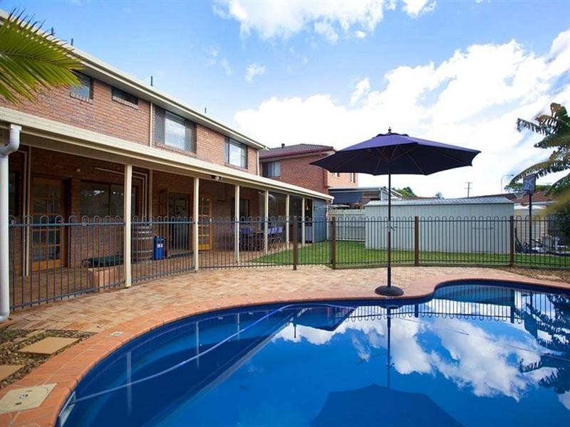 8 Koola Street, Wishart QLD 4122