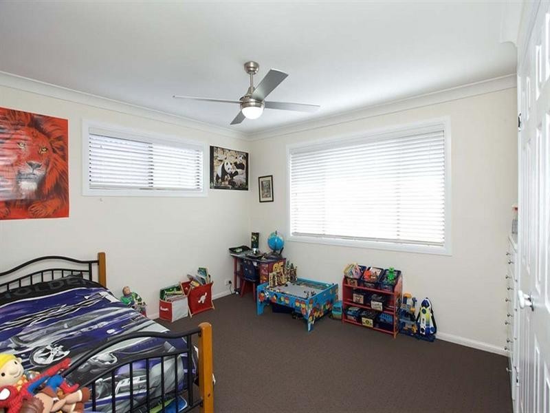 8 Koola Street, Wishart QLD 4122