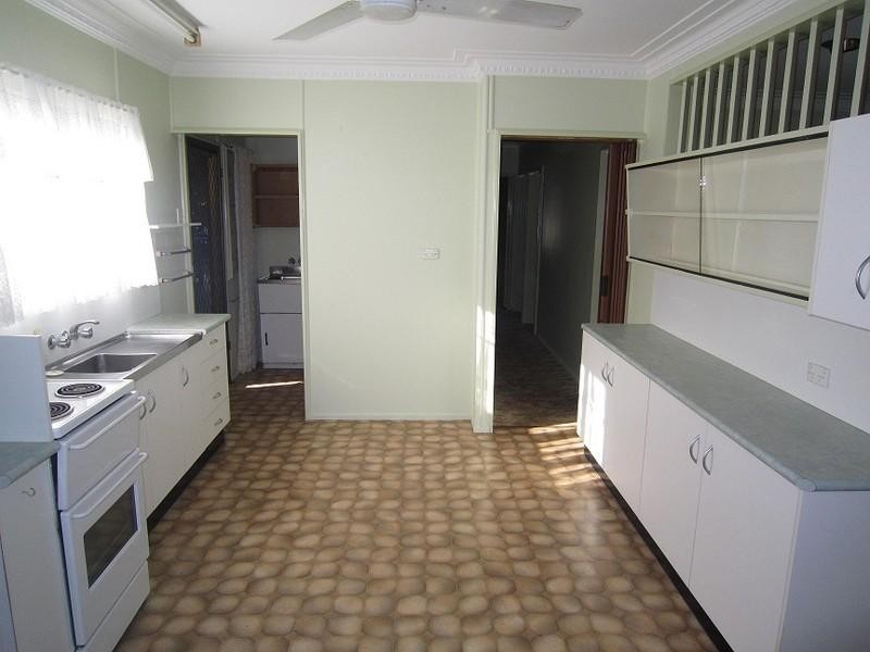 11 Poulton Street, Upper Mount Gravatt QLD 4122