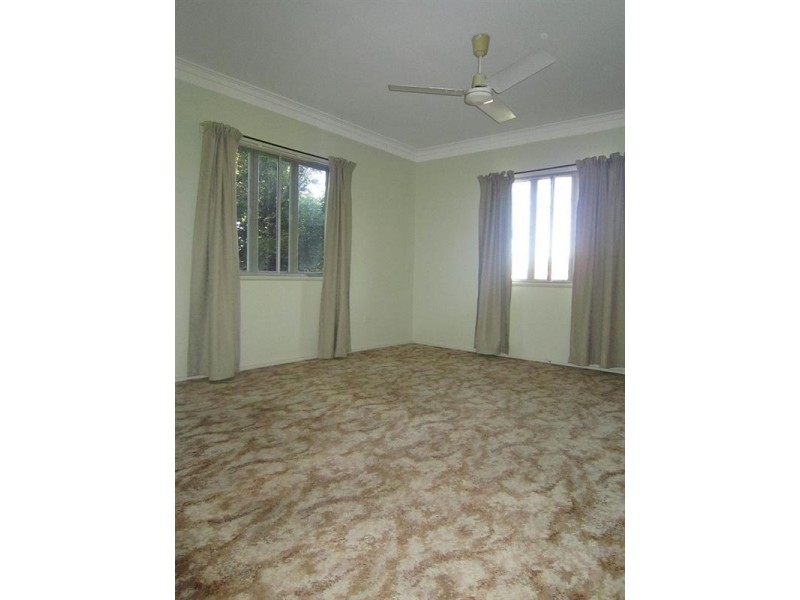 11 Poulton Street, Upper Mount Gravatt QLD 4122