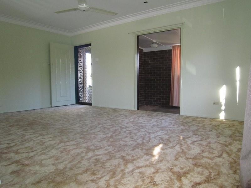 11 Poulton Street, Upper Mount Gravatt QLD 4122